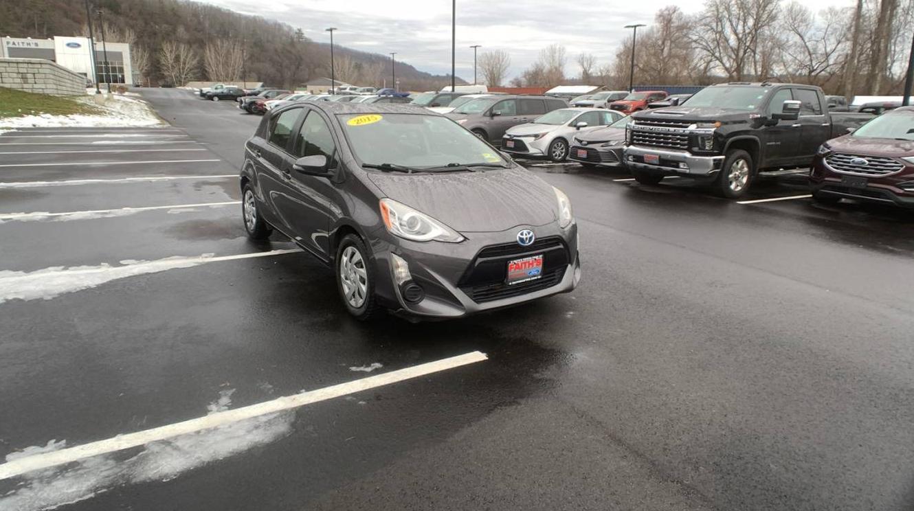 TOYOTA PRIUS C 2015 JTDKDTB33F1108461 image